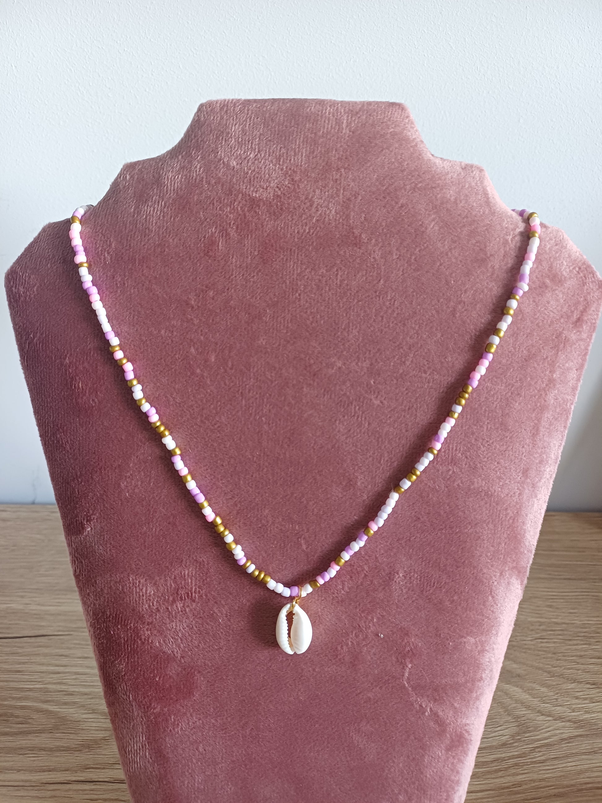 Kralen schelpenketting roze